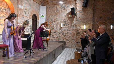 Osmangazi Belediyesi, düzenlediği Terra Trio konseri ile sanatseverlere uzun süre