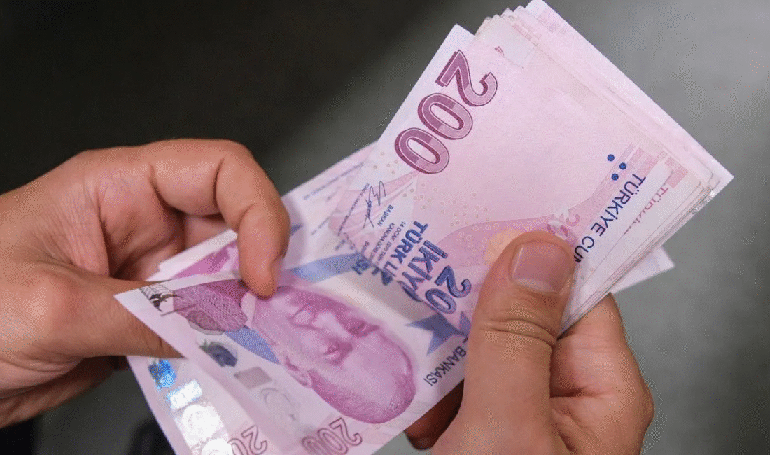 Çalışma ve Sosyal Güvenlik Bakanı Vedat Işıkhan, sahte boşanma yoluyla