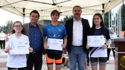 Osmangazi Belediyesi’nin ev sahipliğinde gerçekleşen Türkiye Triatlon Federasyonu Bölgesel Ligi