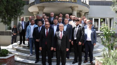 ‘Başkan Bozbey Burada’ projesi kapsamında Orhaneli ilçesinde vatandaşlarla bir araya