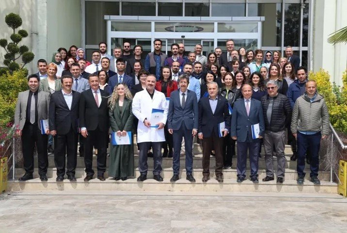 BUÜ’de başarılı akademisyen sayısı her geçen gün artıyor Bursa Uludağ Üniversitesi (BUÜ) Ar-Ge Koordinatörlüğünün başlattığı uygulama ile ay