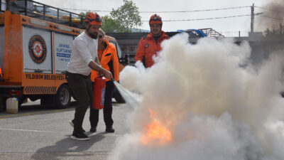 Yıldırım Belediyesi Afet İşleri Müdürlüğü ekipleri, 16 okulda 6 bin