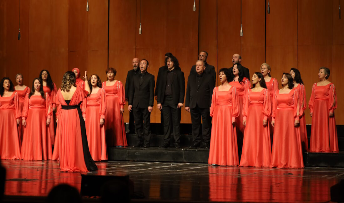 Büyükşehir Belediyesi tarafından Nâzım Hikmet Yılı etkinlikleri kapsamında usta şairin