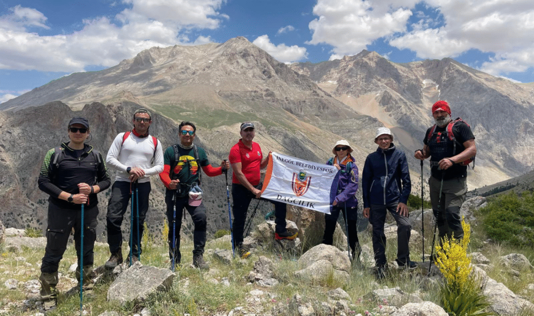 İnegöl Belediye Spor Kulübü dağcılık branşı sporcuları Niğde Aladağ’da 24
