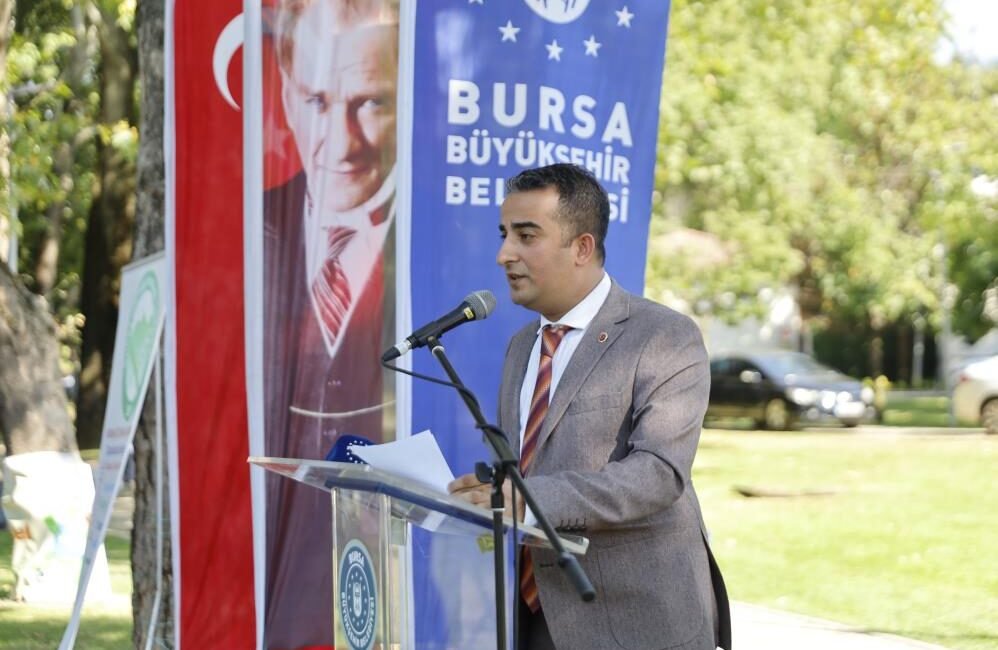 Büyükşehir’den glütensiz yaşama destek Bursa Büyükşehir Belediyesi, buğday unu içeren gıdaları yemeleri durumunda sağlık