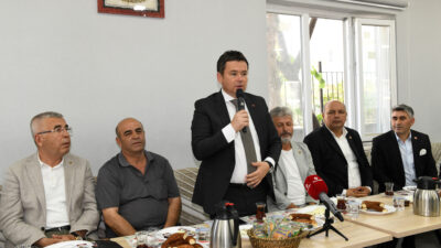 Osmangazi Belediye Başkanı Erkan Aydın, mahalle ziyaretleri kapsamında Güneştepe Mahallesi