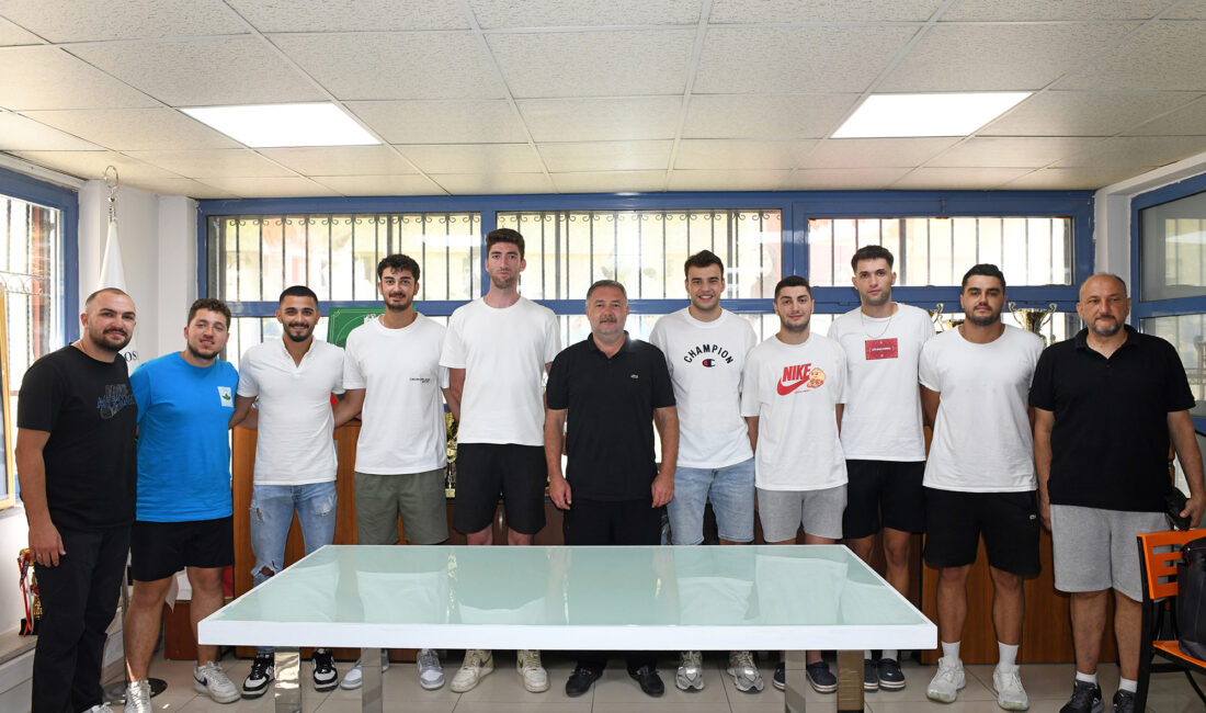 Arabica Coffee House Erkekler Voleybol 1. Ligi’nde mücadele edecek olan