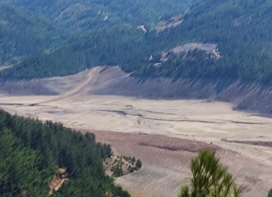 Bazı deyimleri severiz. Konuşma ve yazı dilinde bunlara sıkça başvururuz.