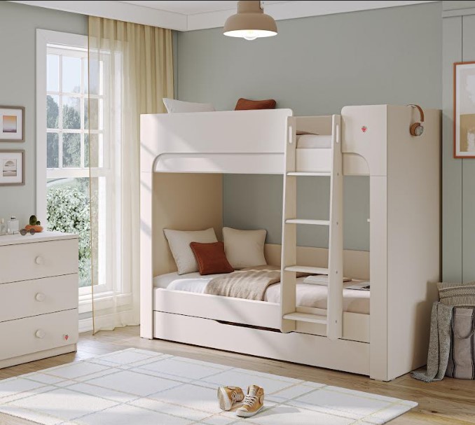 Yaşam alanlarına sadelik, şıklık ve fonksiyonellik katmayı hedefleyen Çilek; modern