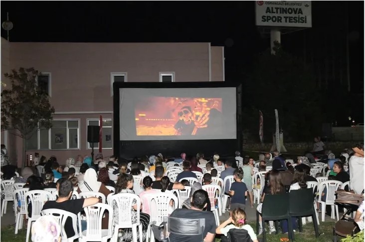 Osmangazi Belediyesi'nin yaz aylarına özel olarak başlattığı "Osmangazi'de Yaz Etkinliği"