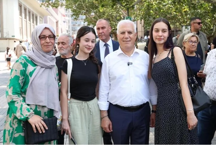 Bursa’da eğitimden sanata, spordan kültüre kadar her alanda gençleri destekleyen