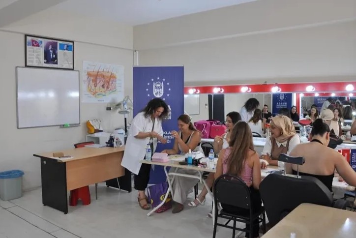 Bursa Büyükşehir Belediyesi, kadınların iş gücüne katılımını artırmak ve istihdamda