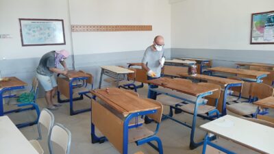 Bursa’nın Kestel ilçesinde bulunan Hasan Aslanoba Anadolu Lisesi idarecileri ve