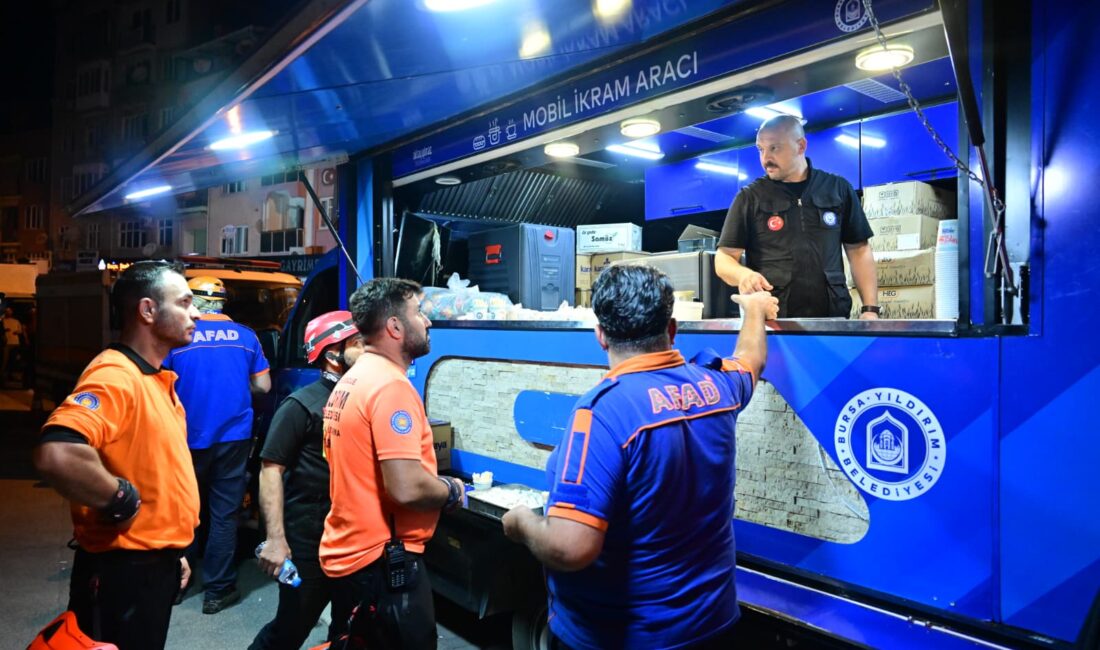 Deprem Bölgesine ‘Yıldırım’ Destek Yıldırım Belediyesi, Balıkesir’in Sındırgı ilçesinde meydana gelen ve çevre illeri