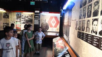 Osmangazi Belediyesi’nin “Minik Arkeologlar İş Başında” projesi kapsamında 7-11 yaş