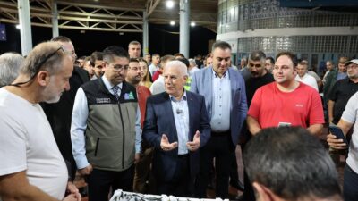 Av yasağının sona ermesiyle denize açılan balıkçılar, yeni sezona başladı.