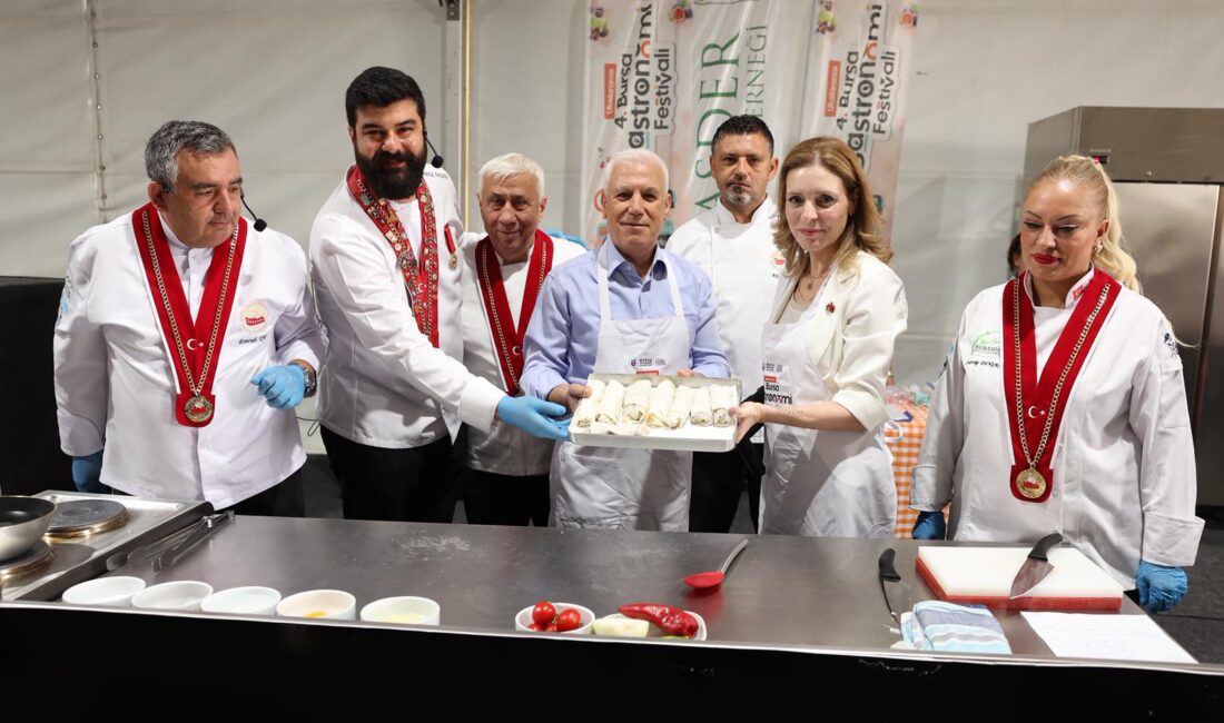  Bursa Büyükşehir Belediyesi’nin kentin tescilli lezzetlerini ve unutulmaya yüz