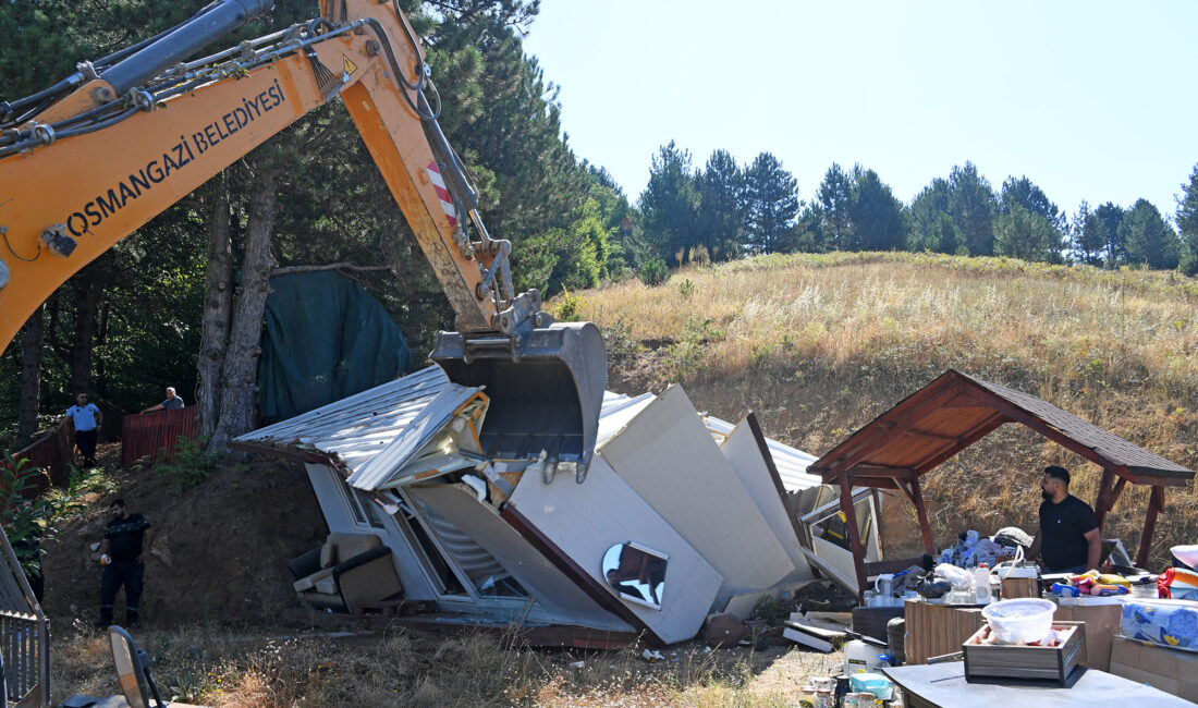 Osmangazi’de kaçak yapılara geçit yok Osmangazi Belediyesi, kaçak yapılaşmaya karşı yürüttüğü kararlı mücadele kapsamında Yiğitali