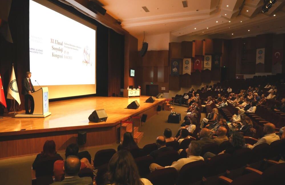 Bursa Uludağ Üniversitesi (BUÜ) ve Sosyoloji Derneği işbirliğinde düzenlenen XI.