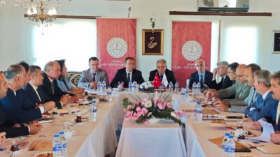 Bursa İl Milli Eğitim Müdürü Dr. Ahmet Alireisoğlu, Keles’te yapılan