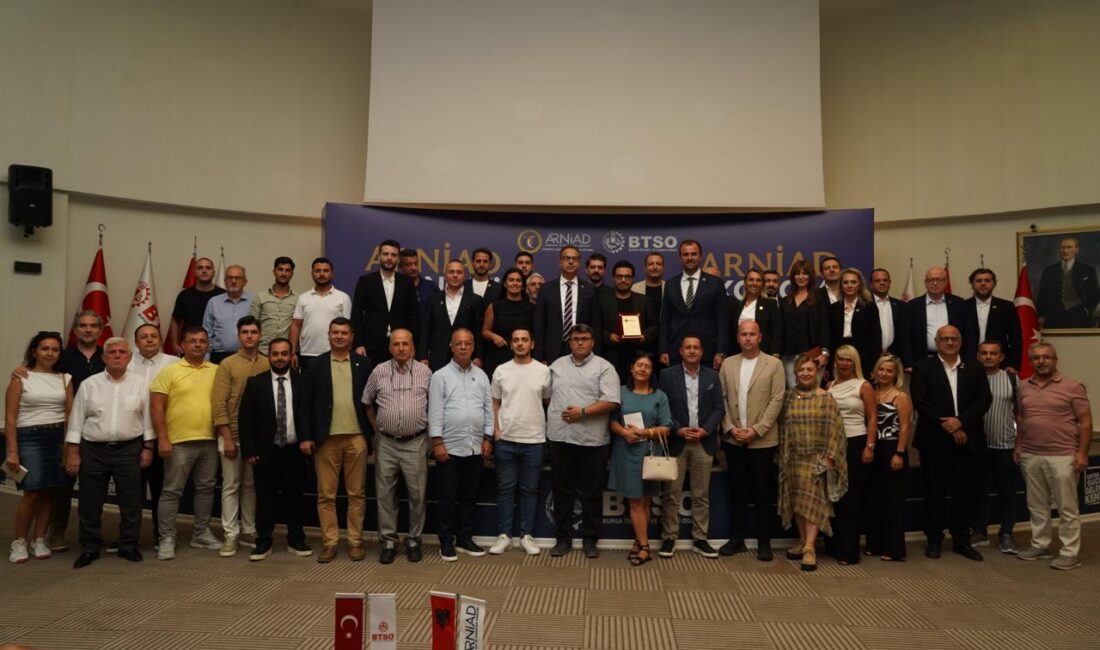 Arnavut İş İnsanları Derneği (ARNİAD) tarafından düzenlenen Ekonomi Buluşmaları serisinin