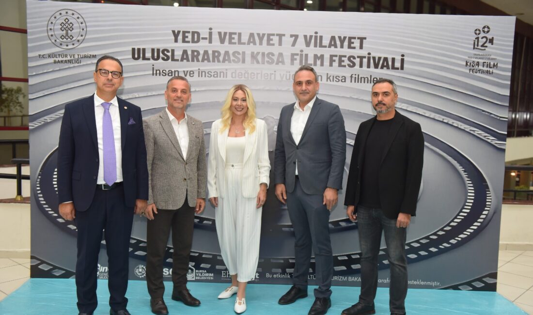 Sinemaseverler Yıldırım’da buluştu Yıldırım Belediyesi’nin katkılarıyla düzenlenen ‘12. Uluslararası Yed-i Velayet 7 Vilayet