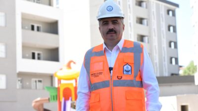 Yıldırım Belediyesi Yavuzselim Mahallesi’nde 4 bin 500 metrekarelik alana kapalı