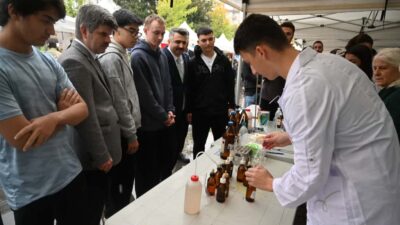 Bursa İl Millî Eğitim Müdürlüğü koordinasyonunda, TÜBİTAK 4007 Bilim Şenlikleri