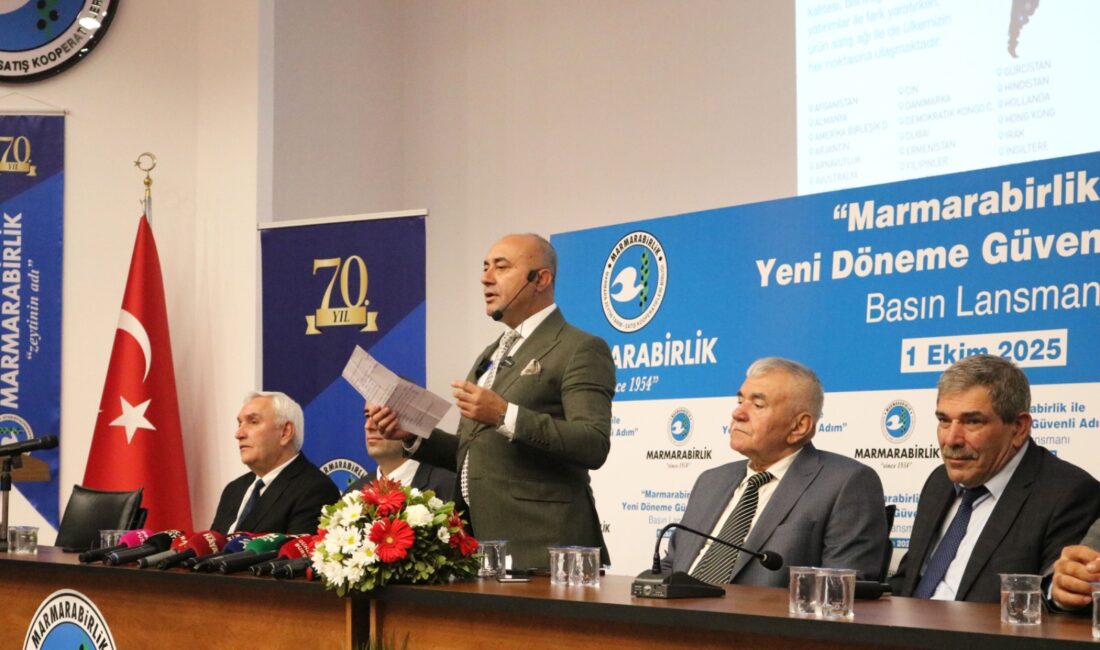 Marmarabirlik Yönetim Kurulu Başkanı Ali Yıldız ve Yönetim Kurulu Üyeleri