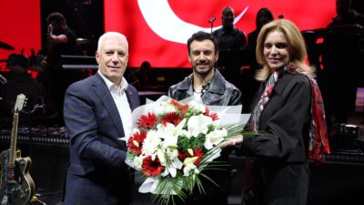 Bursa Büyükşehir Belediyesi, 29 Ekim Cumhuriyet Bayramı’nı kentin dört bir