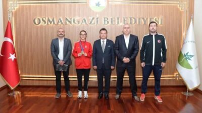 Osmangazi Belediye Başkanı Erkan Aydın, uluslararası arenada elde ettiği başarılarla
