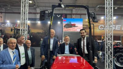 TürkTraktör Case H bayisi Öztrak Özmenler, tarım sektörünün önemli buluşma
