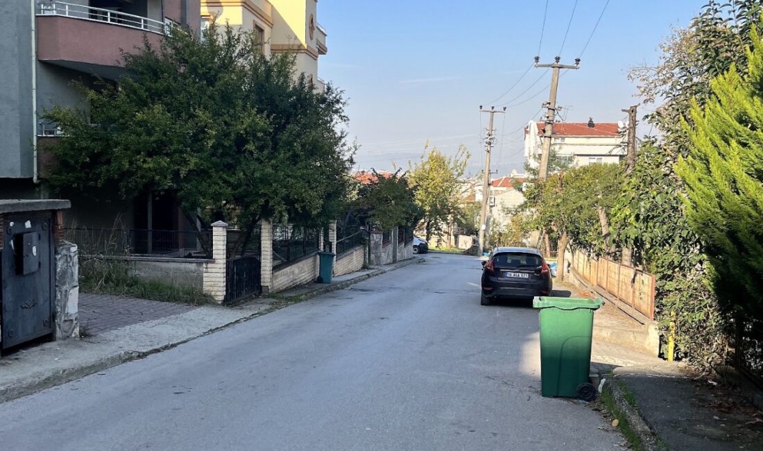 Bursa’nın Nilüfer ilçesi Konak Mahallesi Hisar Sokak sakinleri, rampalı yolda