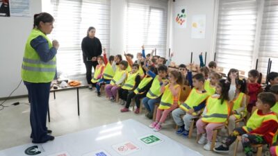 Osmangazi Belediyesi’ne bağlı kreş ve gündüz bakım evlerinde düzenlenen ‘İş