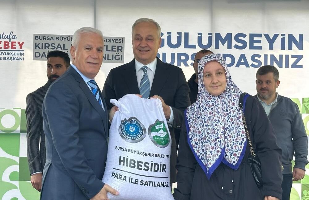 Bursa Büyükşehir Belediyesi, çiftçilere yüzde 100 hibeli 47 ton buğday