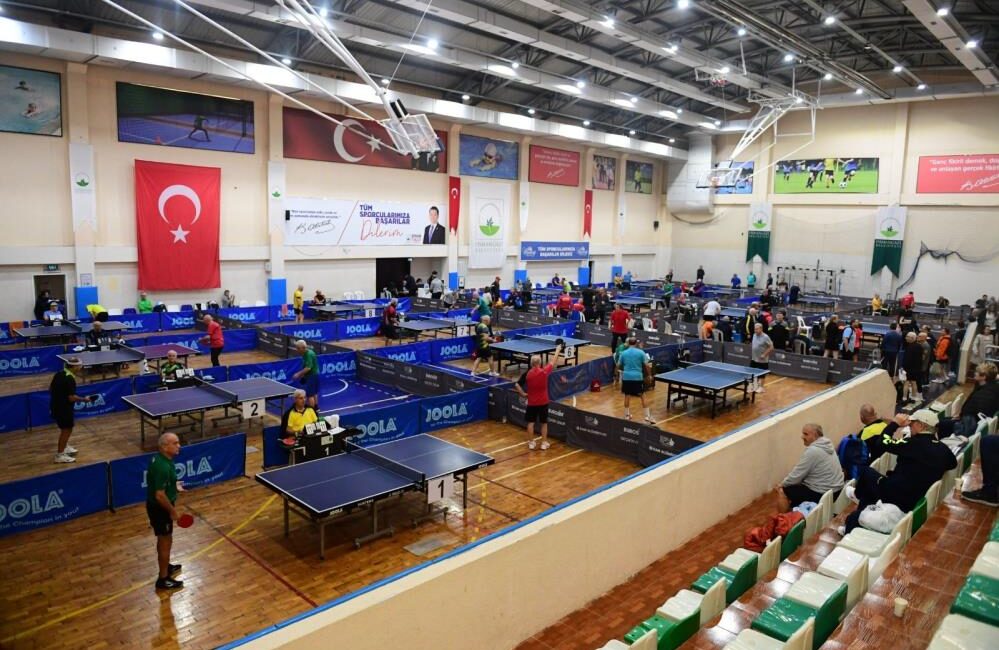Osmangazi Belediyesi’nin destekleriyle Bursa Veteran Masa Tenisçileri Spor Kulübü tarafından