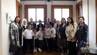 Mudanya Belediyesi, sanatı herkes için erişilebilir kılmak amacıyla Cumhuriyet Galerisi’nde