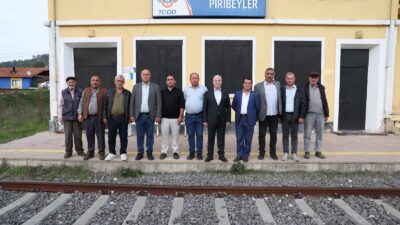 Büyükorhan’daki 90 yıllık Piribeyler Tren İstasyonu’nu ziyaret ederek, bölgenin turizm