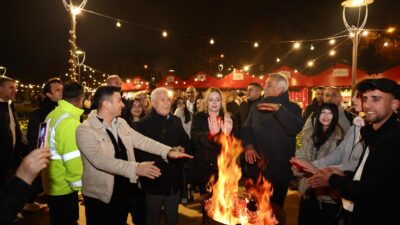 Bursa Büyükşehir Belediyesi tarafından Millet Bahçesi Kültürpark Atatürk Stadyumu girişinde