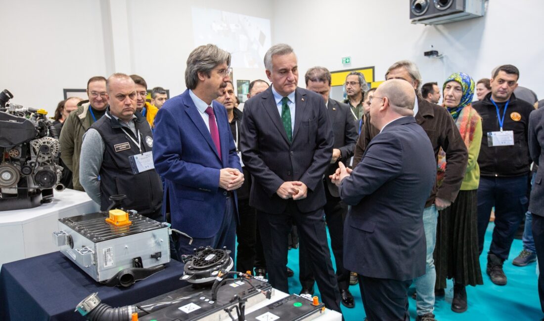 Akıllı ve sürdürülebilir şehirler için güçlü iş birliği Bursa Büyükşehir Belediyesi ile Bursa Uludağ Üniversitesi iş birliğinde düzenlenen