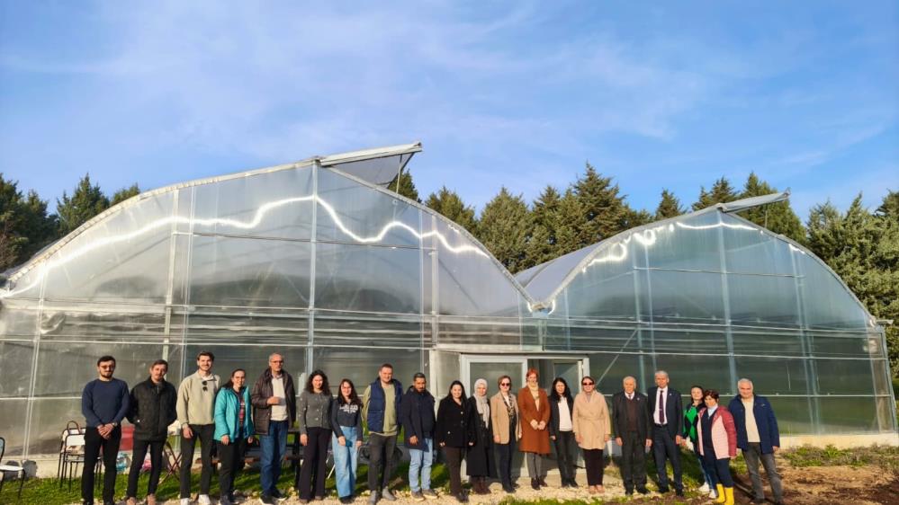  Bursa Uludağ Üniversitesi (BUÜ) Ziraat Fakültesi bünyesinde yürütülen "Competitive