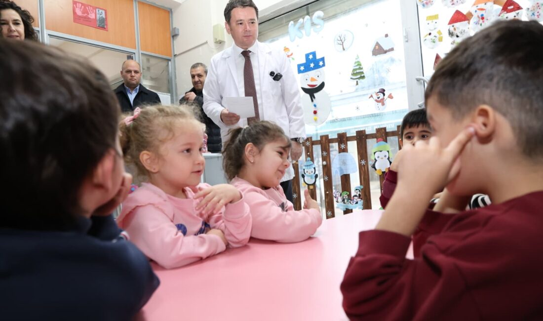 Osmangazi Belediyesi’nin kreşlerinde düzenlenen Meslek Tanıtım Günleri kapsamında Osmangazi Belediye