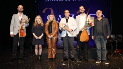 Nilüfer Belediyesi tarafından düzenlenen 2Saz 1Ses projesi kapsamındaki ‘Ustalara Saygı’