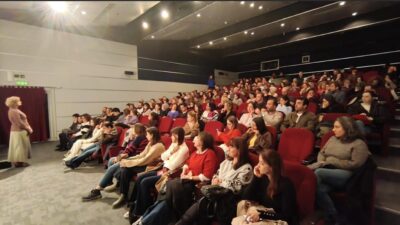 Nilüfer Belediyesi’nin düzenlediği “Bir Yönetmen Bir Söyleşi” etkinliğinin bu ayki