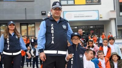 Eğitim faaliyetlerini hız kesmeden sürdüren Osmangazi Belediyesi, öğrenciler için hem