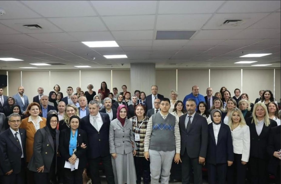 Türkiye Otizm Meclisi ile 100’den fazla dernek, Aile ve Sosyal