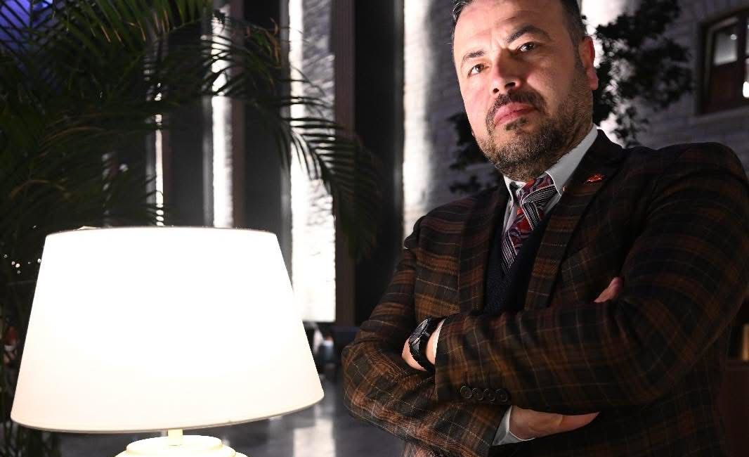 Mobilya sektöründen e-ticaret uyarısı! Mobilyacılar, e-ticaret üzerinden yaşanan mağduriyetlerin sektöre olumsuz yansıdığını ifade ediyor.