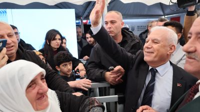 Bursa Büyükşehir Belediye Başkanı Mustafa Bozbey, ‘Başkan Bozbey Burada’ programı