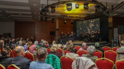 Bursa Büyükşehir Belediyesi Orkestra Şube Müdürlüğü tarafından düzenlenen ‘Yüreğimizdeki Ezgiler’