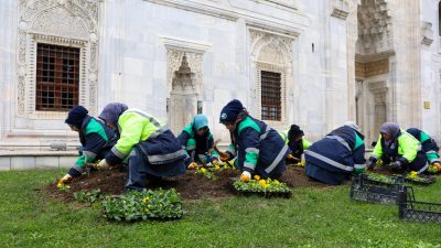 Bursa Büyükşehir Belediyesi, bir taraftan kentin tarihi ve kültürel mirasını